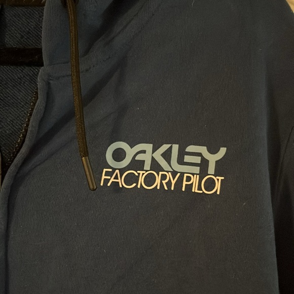 NWT Oakley factory pilot collection dark blue full zip hoodie size M - Picture 2 of 6